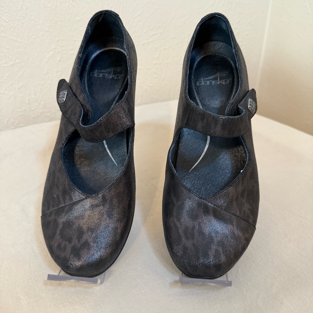 Dansko Women's Opal Metallic Leopard Flats